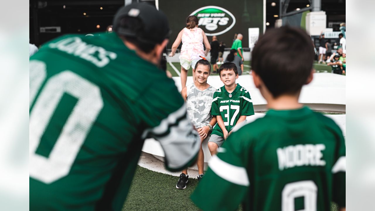 Per Bleacher Report. Saleh needs to discipline these children ASAP : r/ nyjets