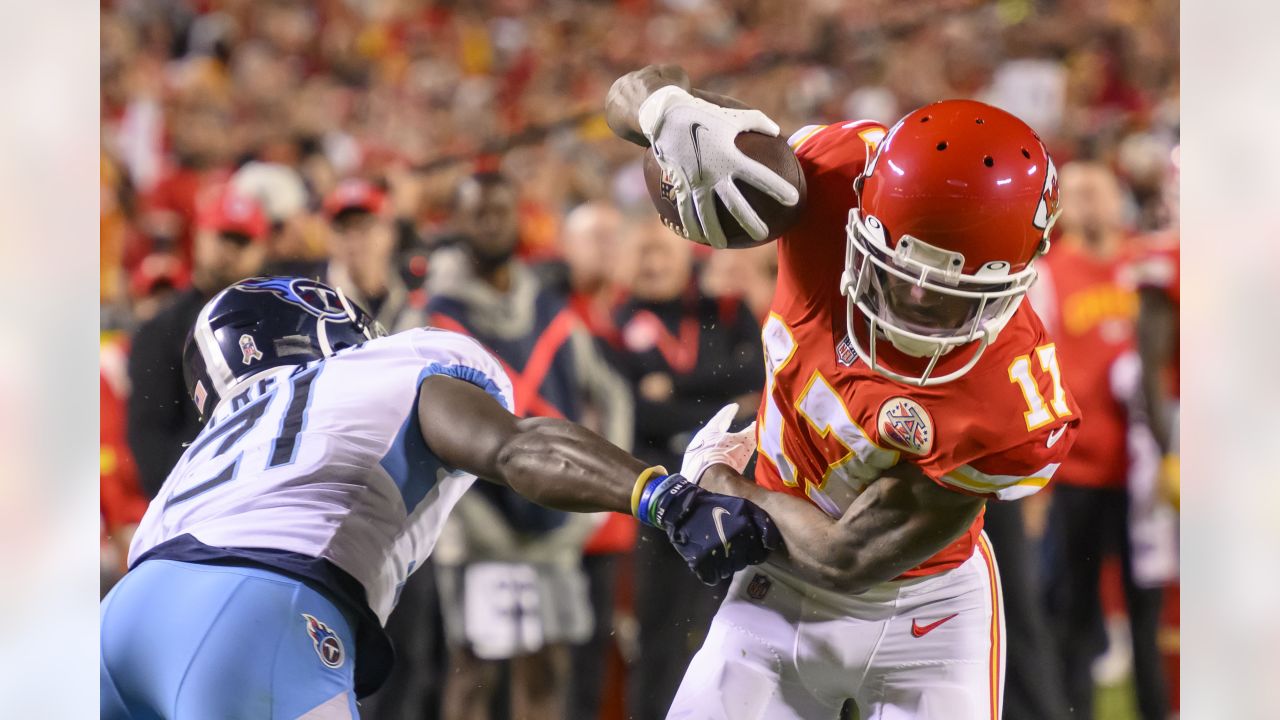 Kansas City Chiefs wide receiver Mecole Hardman (17) runs for a touchdown  during the second hal …