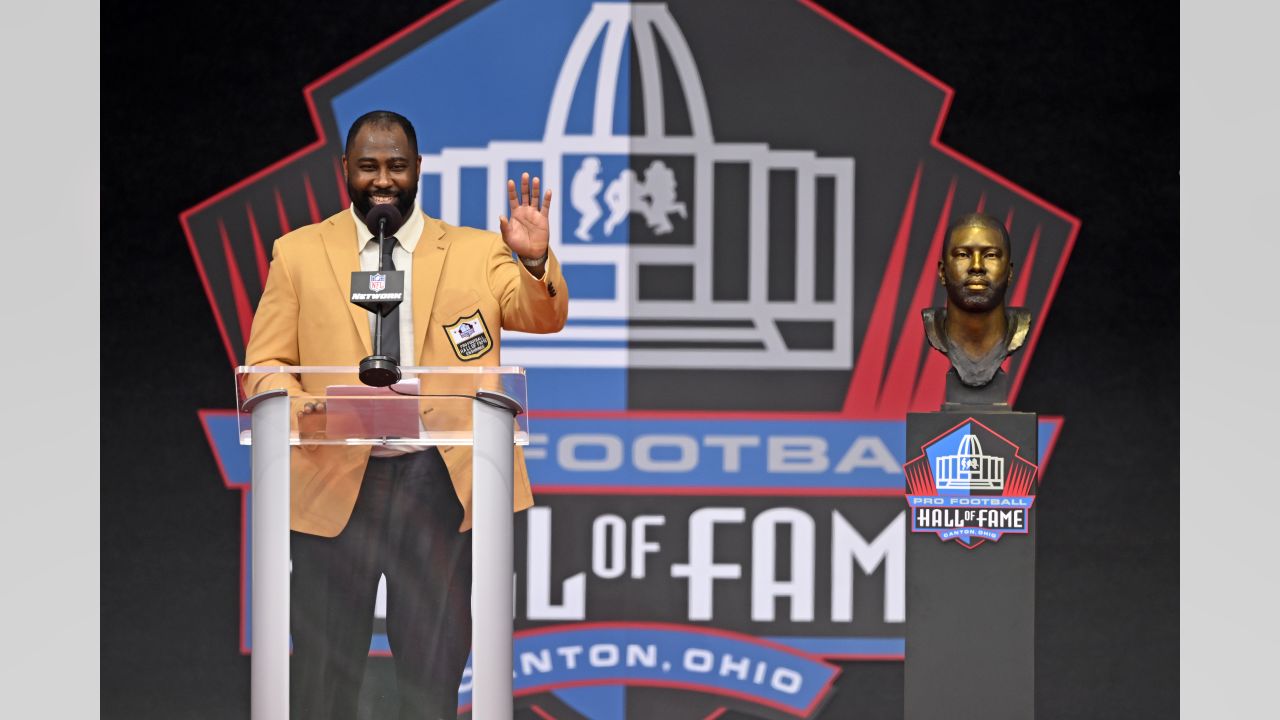 Gallery  Best Photos of Darelle Revis & Joe Klecko at the 2023 Pro  Football Hall of Fame Enshrinement