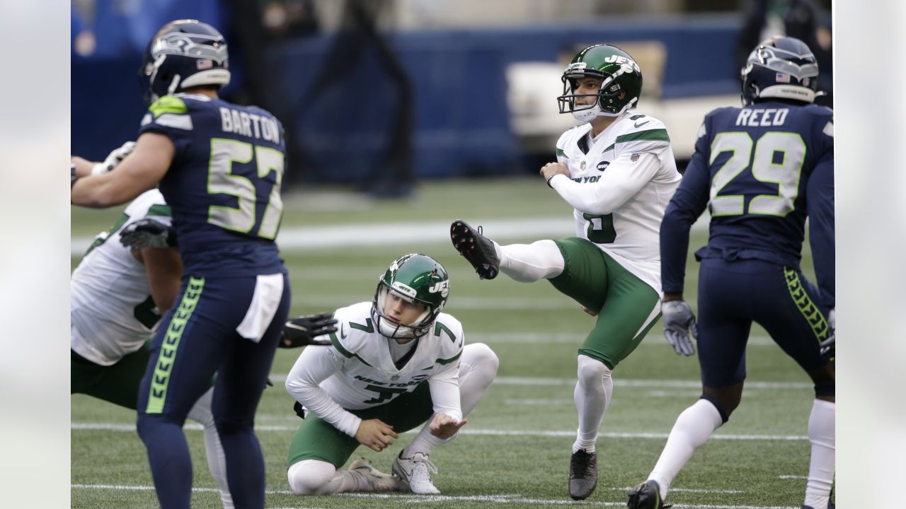 NY Jets: Sam Darnold misery tough to watch in 40-3 Seahawks loss