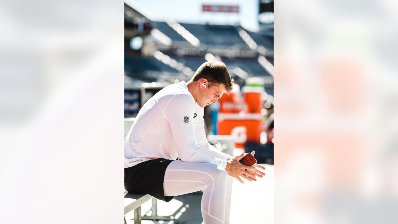 Pregame photos: Broncos arrive and prepare for Week 5 game vs