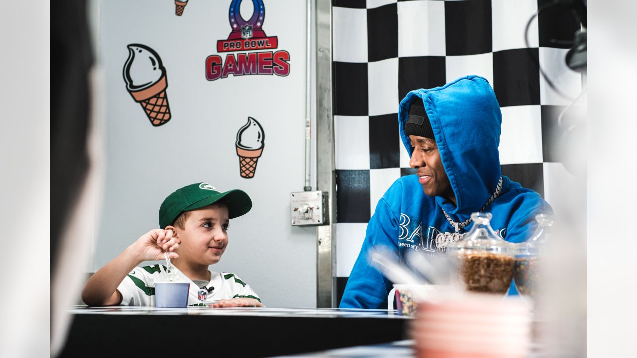 New York Jets on X: METLIFE STADIUM ICE CREAM FOR JOHNNY 