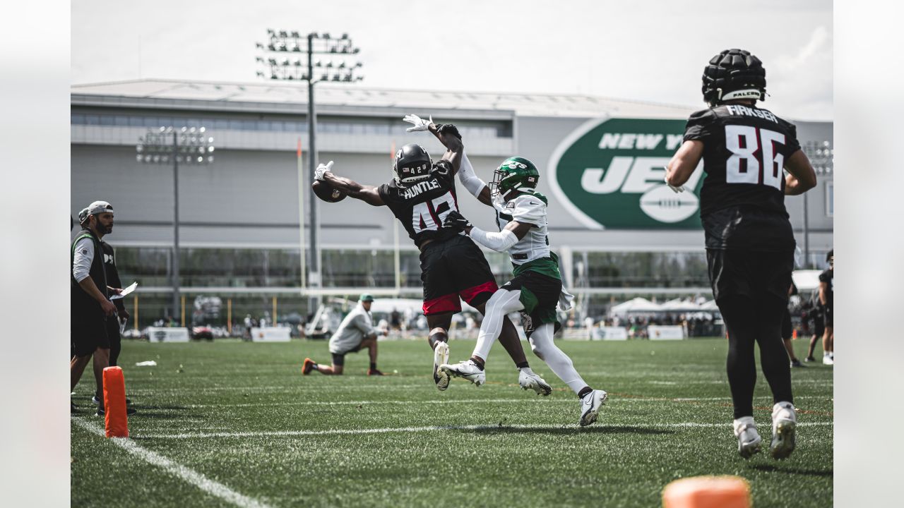 Jets-Falcons Practice Report  LB C.J. Mosley: 'We Set the Tone Early'