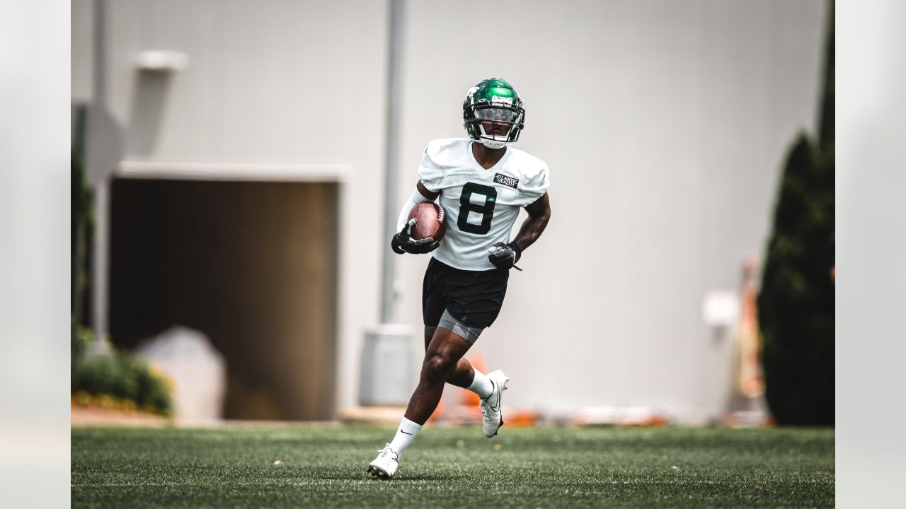 Elijah Moore Makes Decision On Attending Jets Practice After