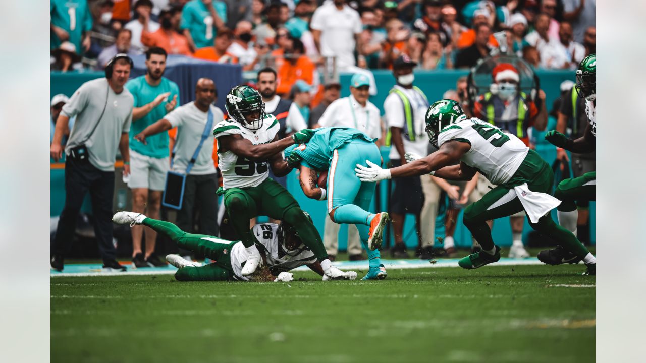 For Jets and Zach Wilson, a Tale of Two Halves in Miami