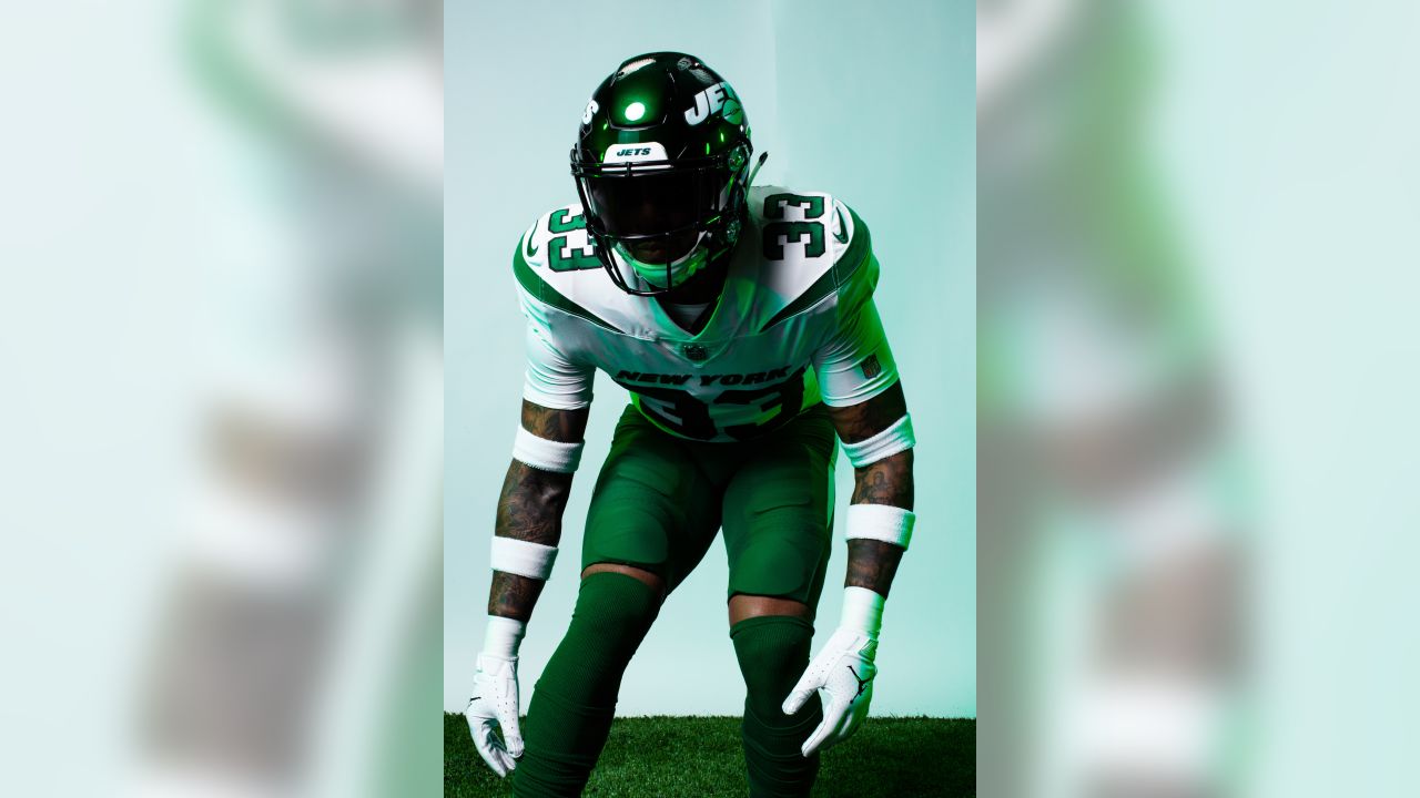 A General view of the New York Jets New Spotlight White Uniform on a  News Photo - Getty Images