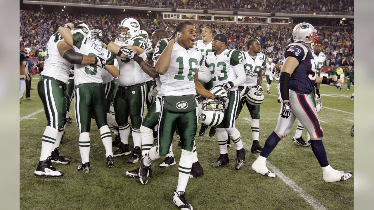 19 September 2010: New England Patriots safety Pat Chung (25) during the  Jets 28-14 win