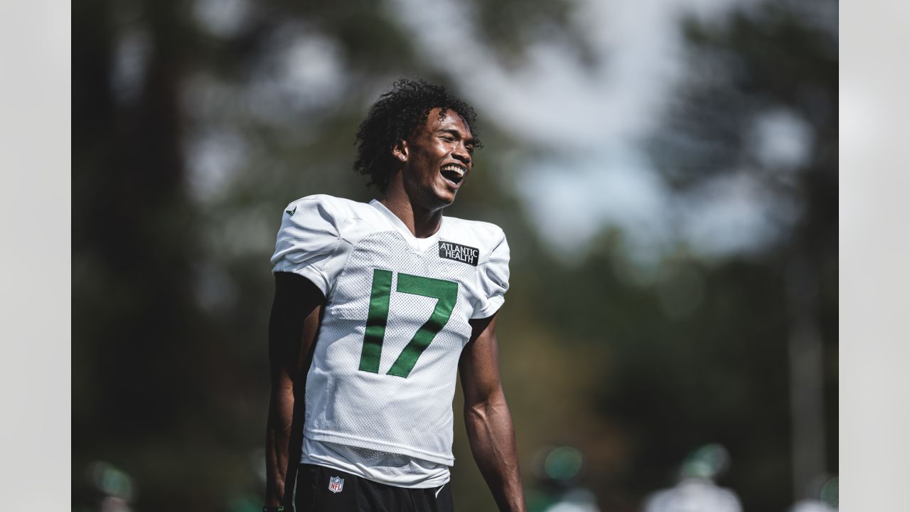 New York Jets' Jordan Whitehead, left and Jermaine Johnson celebrate a  turnover during an NFL football game against the Pittsburgh Steelers at  Acrisure Stadium, Sunday, Oct. 2, 2022 in Pittsburgh, Penn. (Winslow