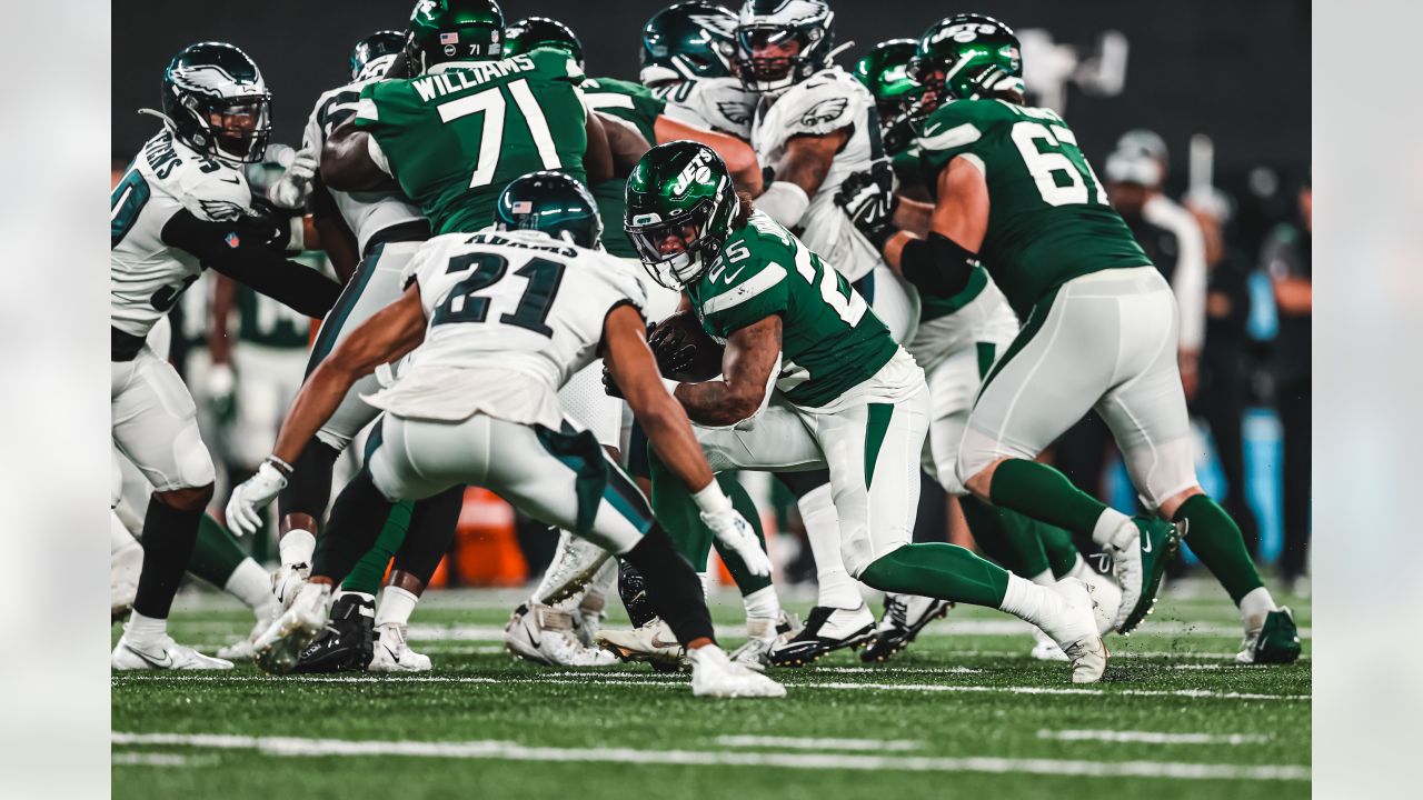 Eagles at Jets preseason score, takeaways: New York completes last-second  Hail Mary to set up 31-31 tie game 