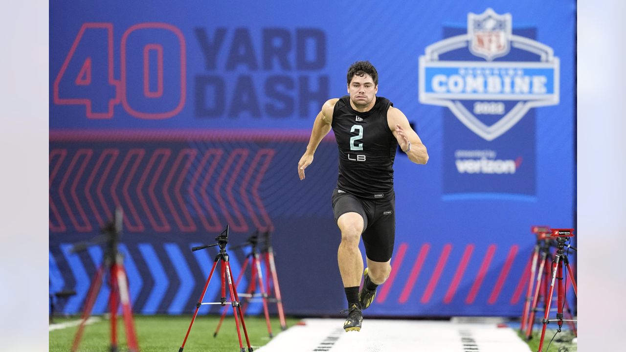 Linebackers Run the 40-Yard Dash at 2022 NFL Combine 