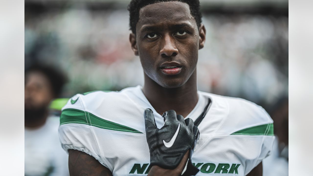 Former UC star corner, Jets' Ahmad 'Sauce' Gardner named Defensive Rookie  of the Year