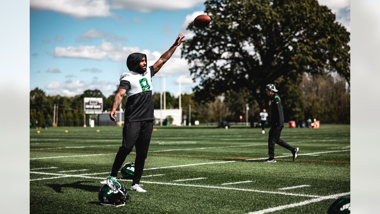 New York Jets' Jordan Whitehead, left and Jermaine Johnson celebrate a  turnover during an NFL football game against the Pittsburgh Steelers at  Acrisure Stadium, Sunday, Oct. 2, 2022 in Pittsburgh, Penn. (Winslow