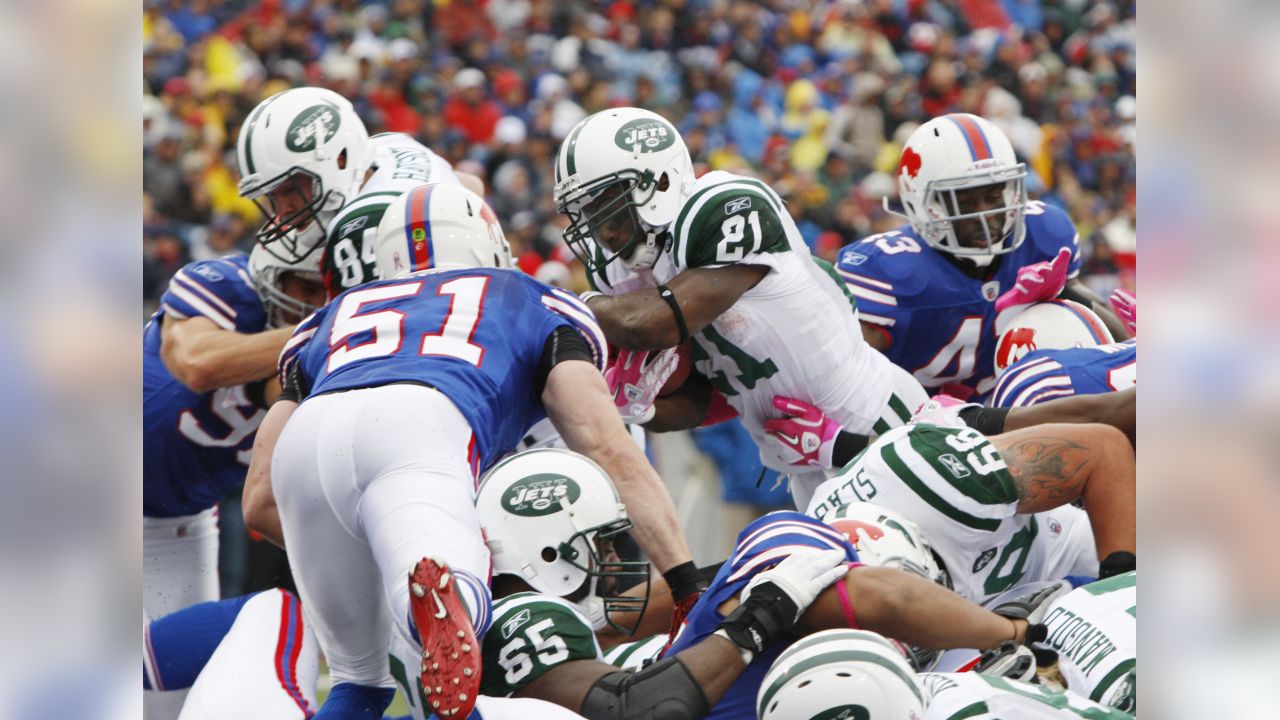 Buffalo Bills linebacker Tremaine Edmunds (49) drops back during the first  half of an NFL football game against the New England Patriots on Sunday,  Jan. 8, 2023, in Orchard Park, N.Y. (AP