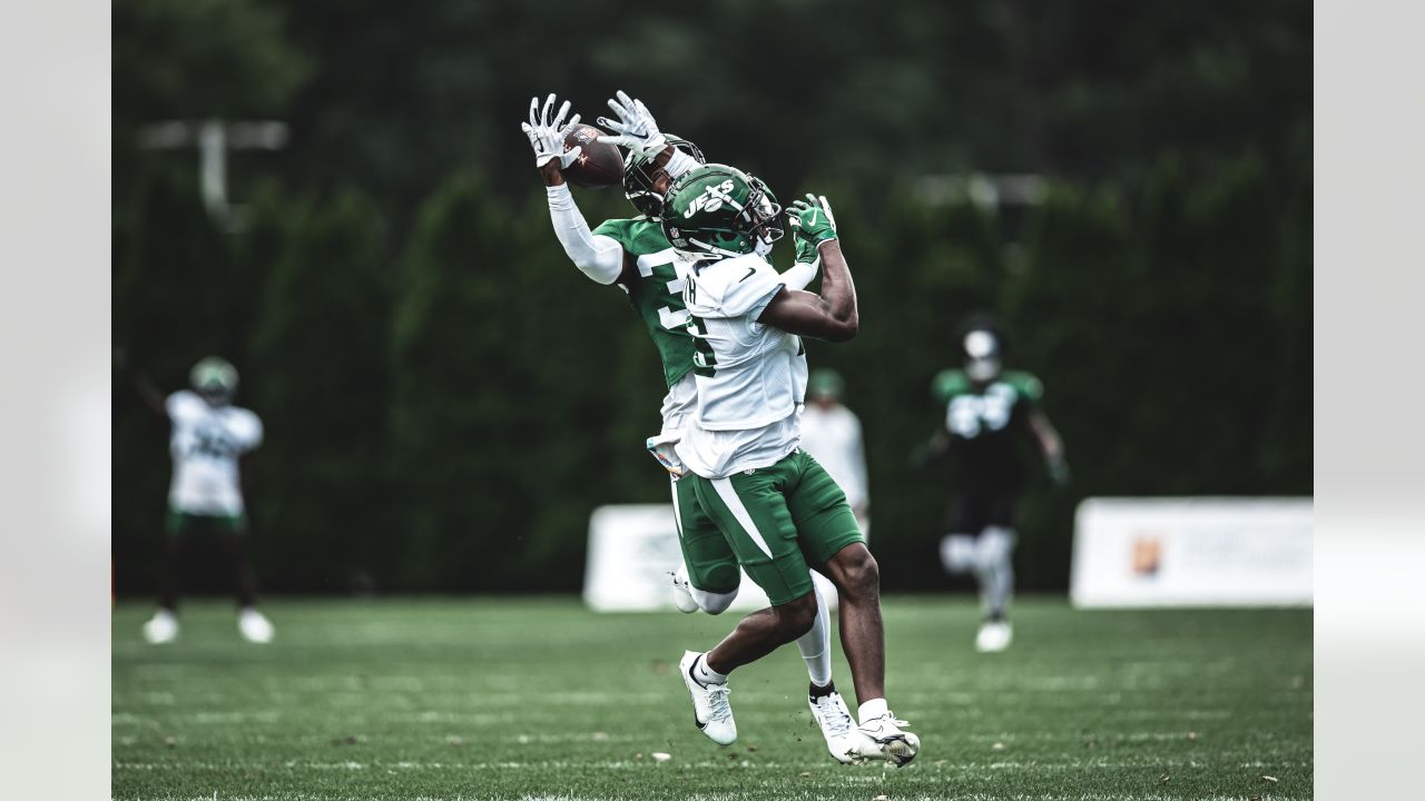 Jets wide receiver fantasy camp battles 2021: Elijah Moore, Jamison  Crowder, Denzel Mims - DraftKings Network