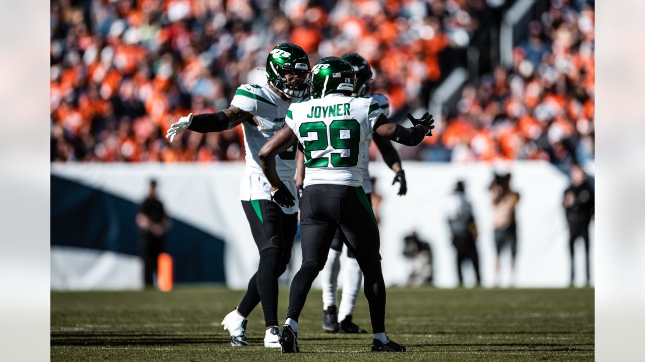 Jets-Broncos Game Recap  Jets Do It Again: Hang In Despite