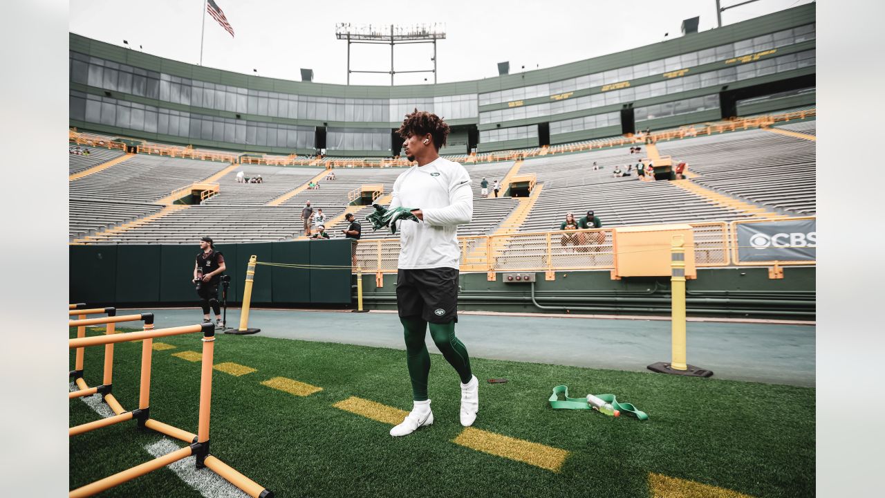 Jets Prepare to Take On Packers at Legendary Lambeau Saturday