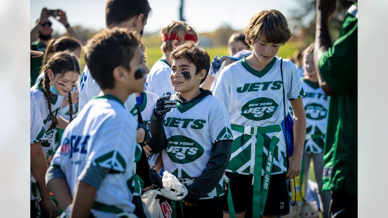 Jets Players Help Coach Play 60 Flag Football Program with Local Sixth  Graders