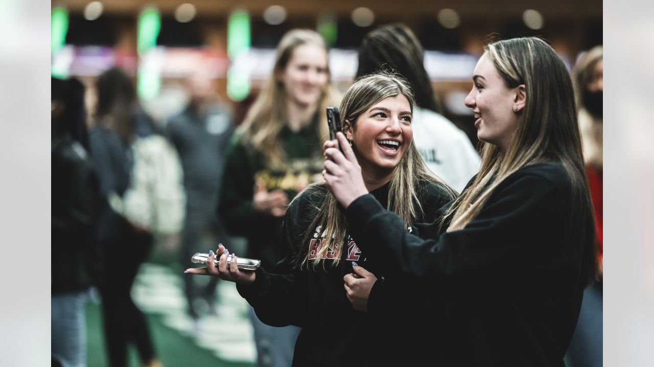 Jets and Nike Spearhead Expansion of Girls Flag Football League to More  Than 40 Teams