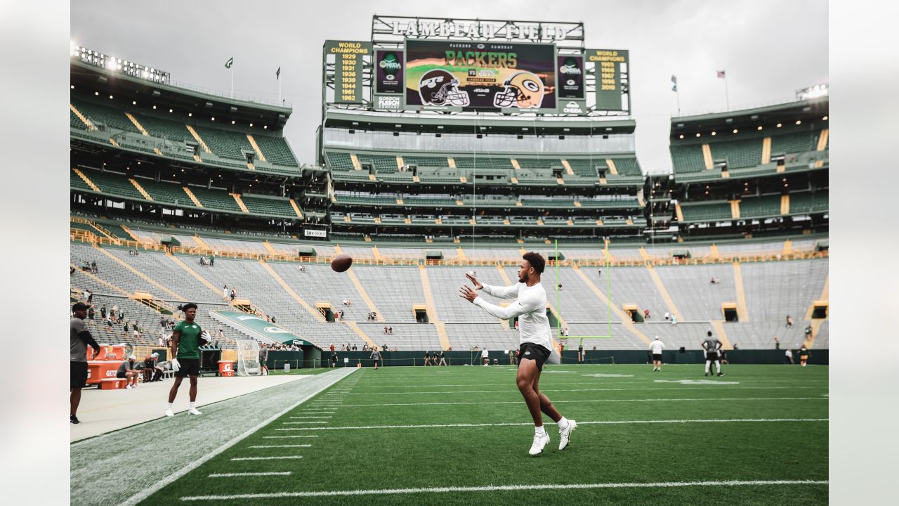 Jets Prepare to Take On Packers at Legendary Lambeau Saturday