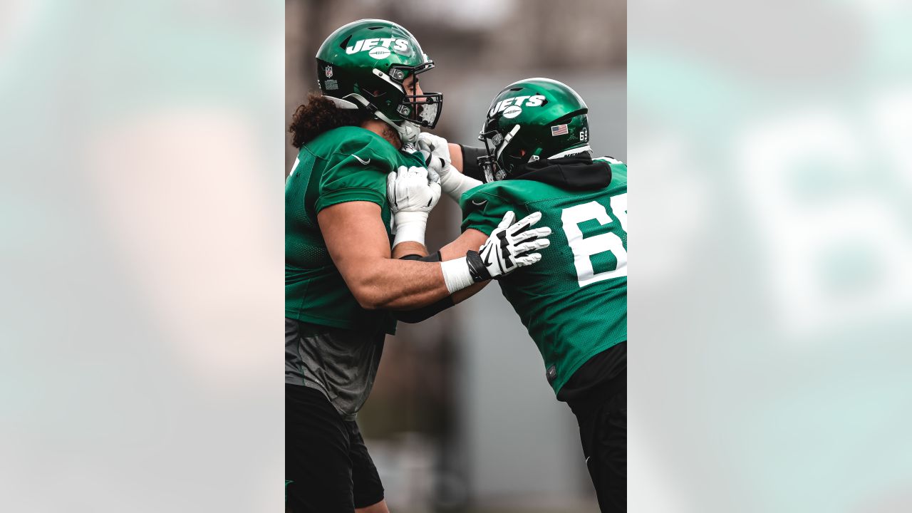 New York Jets' Harvey Langi overcame serious accident, thriving as starter  - Deseret News