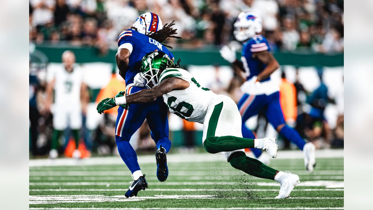 17,210 Jets Bills Stock Photos, High-Res Pictures, and Images