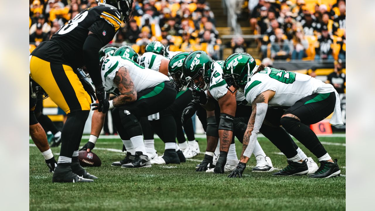 Jets at Steelers 3 Takeaways  Alijah Vera-Tucker, Nate Herbig Provide  'Stabilizing Combination' on OL