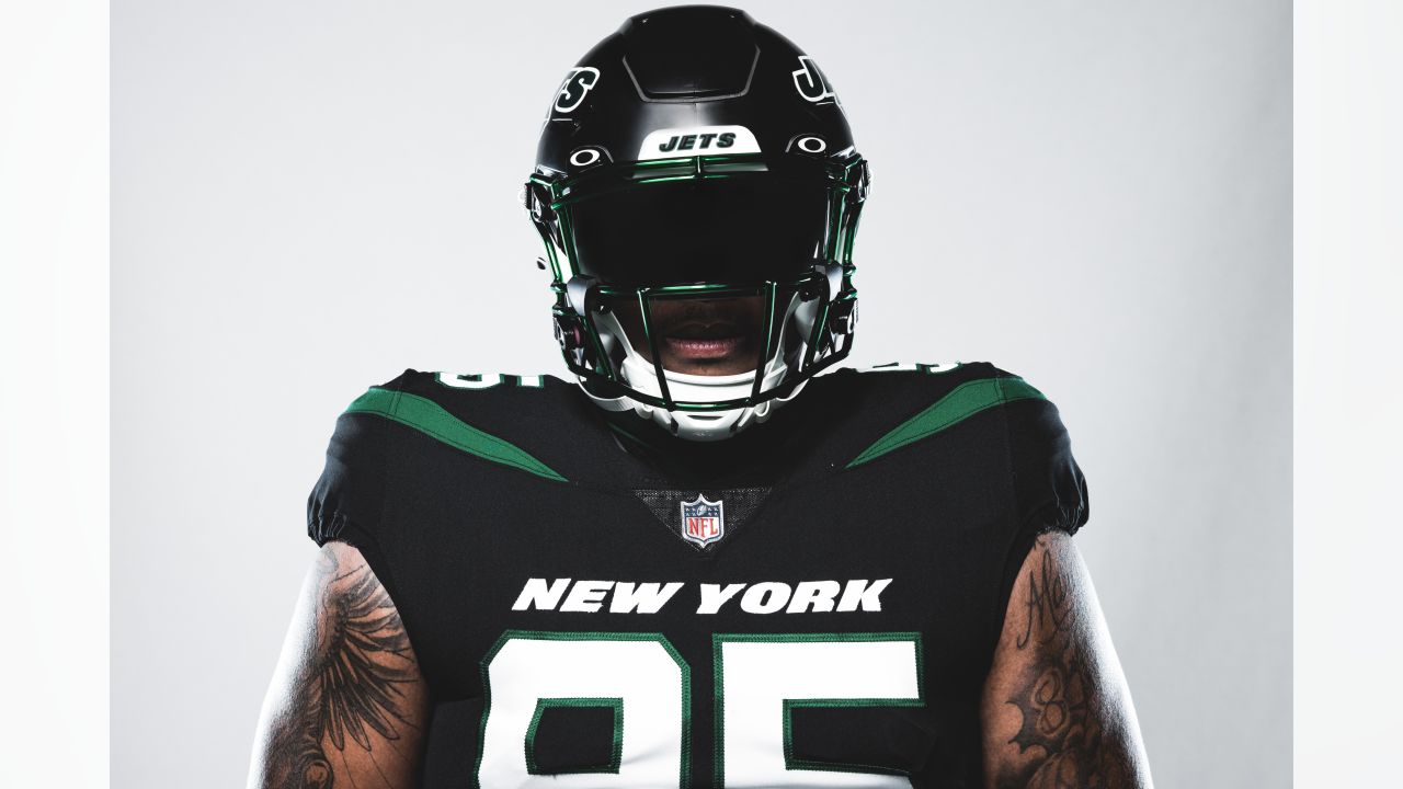 Jets to debut new 'Stealth Black' uniform, helmet vs. Patriots in 2022 –  NBC Sports Boston