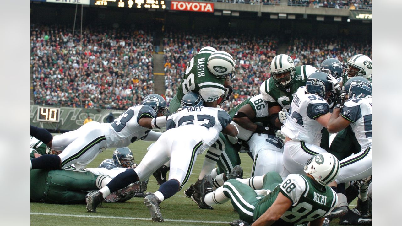 File:Seattle Seahawks vs NY Jets Dec 21 2008.jpg - Wikipedia