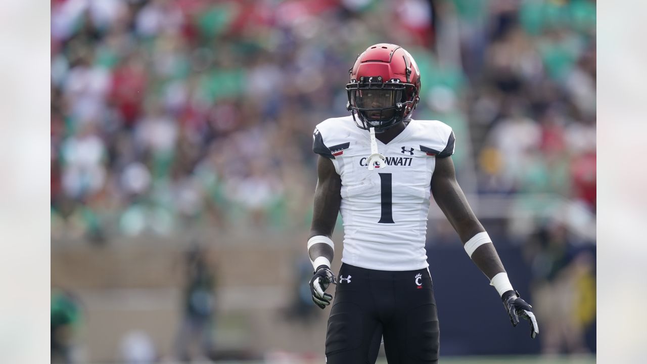 2022 NFL Draft Player Profiles: Cincinnati CB Ahmad 'Sauce' Gardner -  Steelers Depot