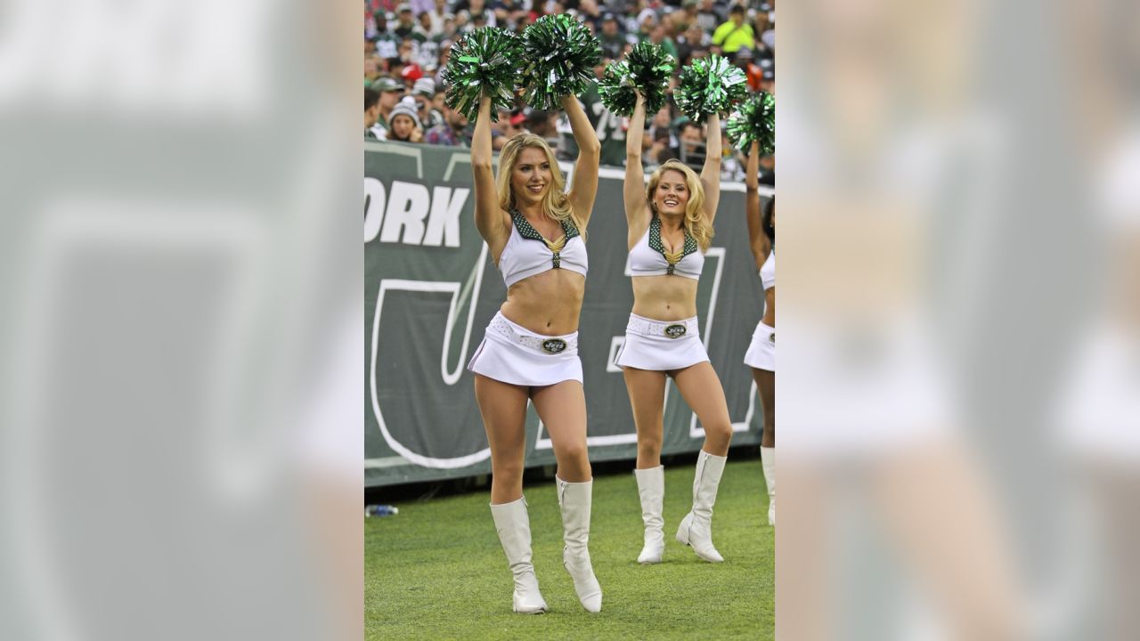 FC Cheerleader of the Week: Emma