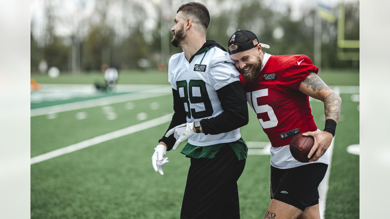 Garrett Wilson Already Bonding on Jets Practice Field with Aaron