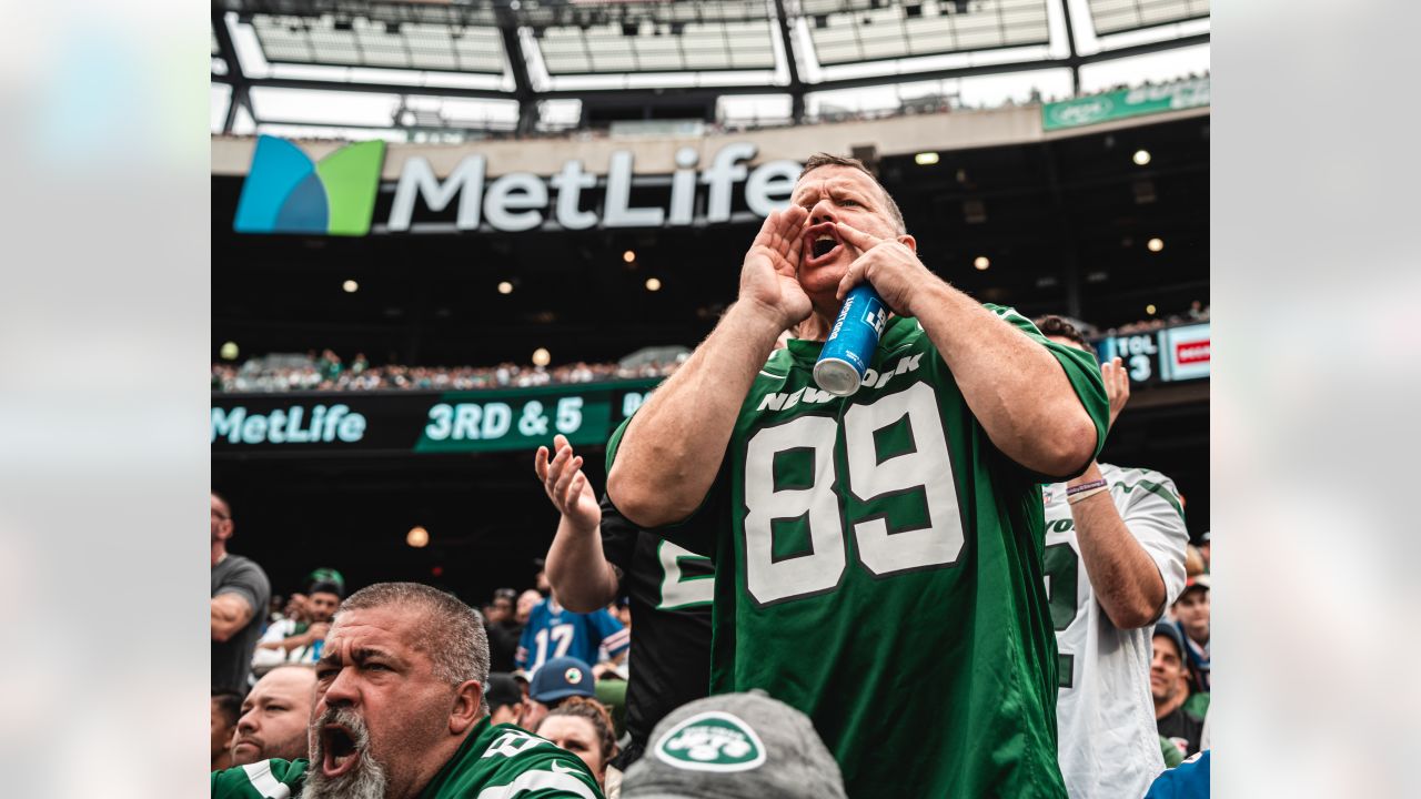 Gallery  Best of Jets Fans During the Win Over the Bills