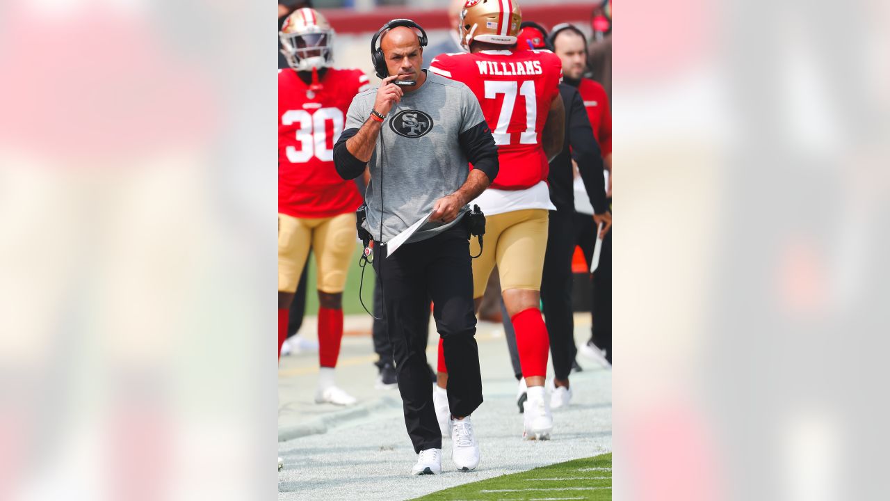 New York Jets LB C.J. Mosley excites coach Robert Saleh - Sports  Illustrated New York Jets News, Analysis and More