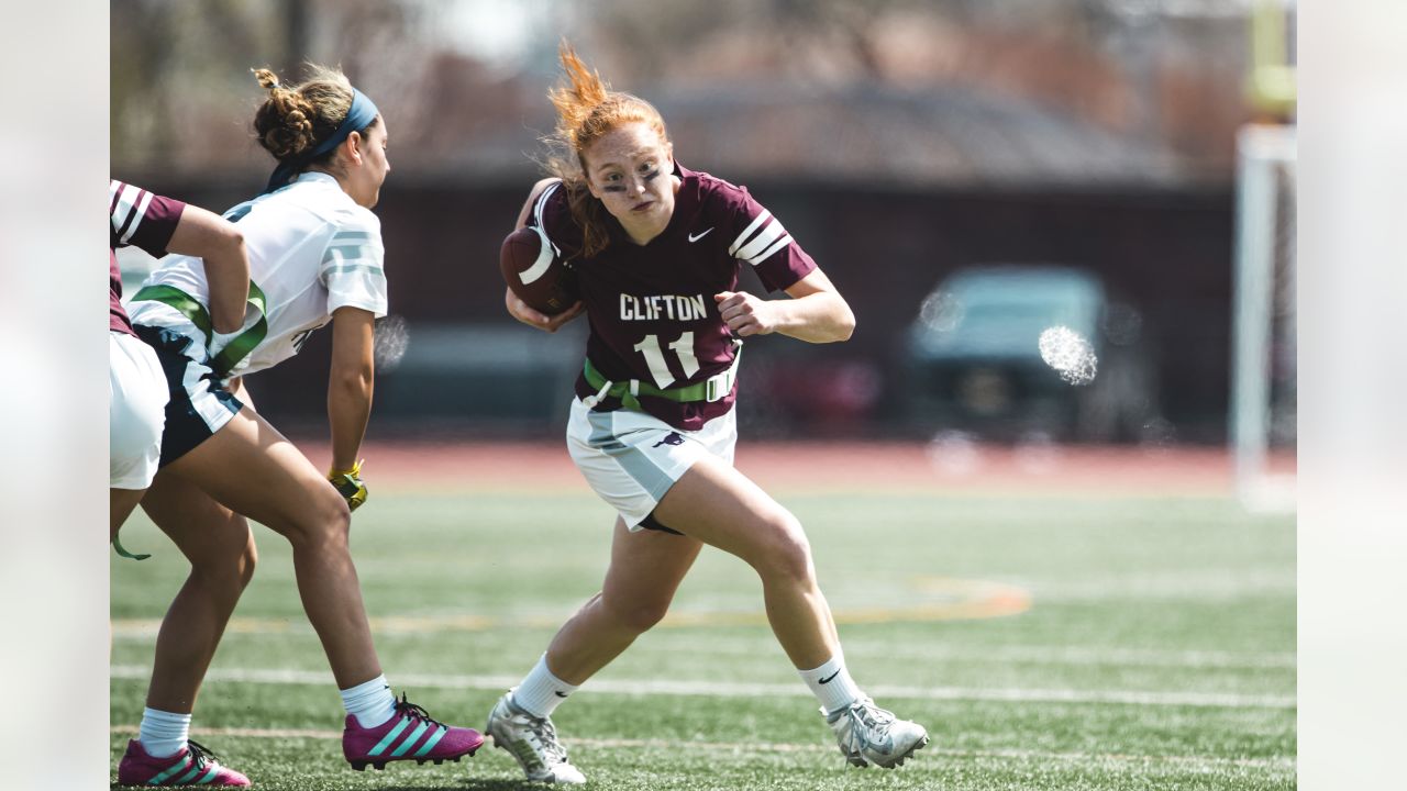 Jets Send Stars to Wayne Valley's Girls Flag Football Practice