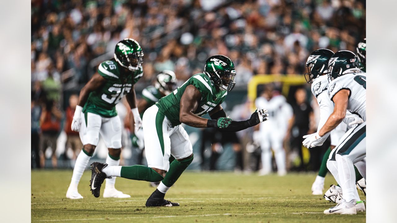 New York Jets linebacker Hamsah Nasirildeen (45) reacts after defeating the  Philadelphia Eagles 24-21 in an NFL pre-season football game, Friday, Aug.  12, 2022, in Philadelphia. (AP Photo/Rich Schultz Stock Photo - Alamy