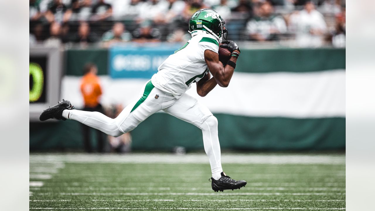 Jets-Bengals 3 Takeaways  Breece Hall, Sauce Gardner Stand Out in Week 3  Loss