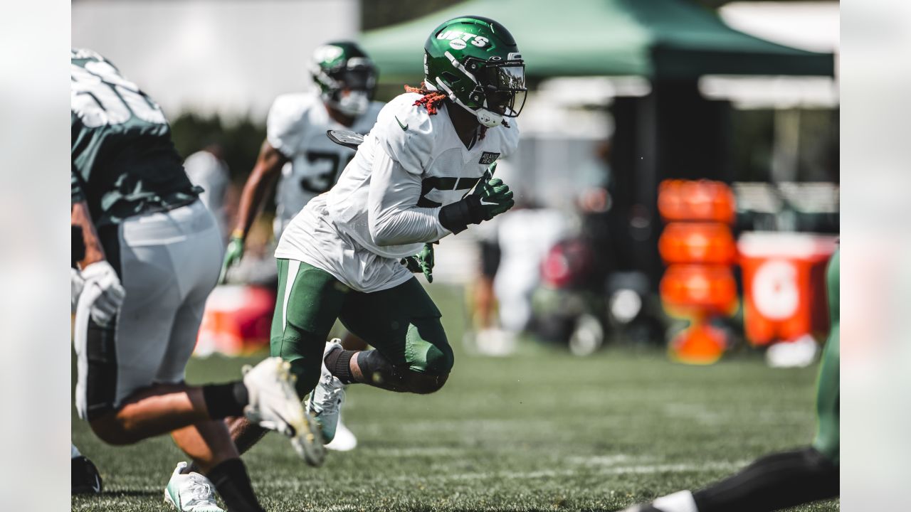 Jets WR Elijah Moore Sends Cryptic Tweets, Misses Thursday Practice