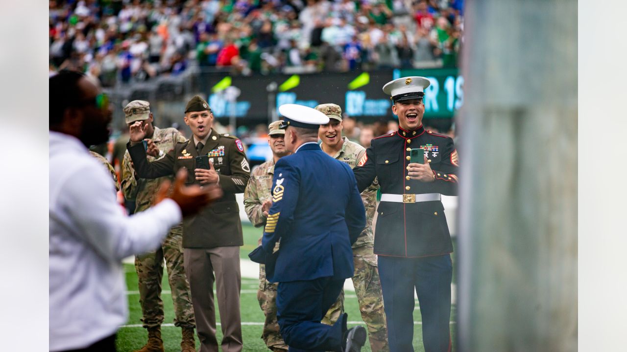 DVIDS - Images - New York Jets' Salute to Service Game [Image 1 of 15]