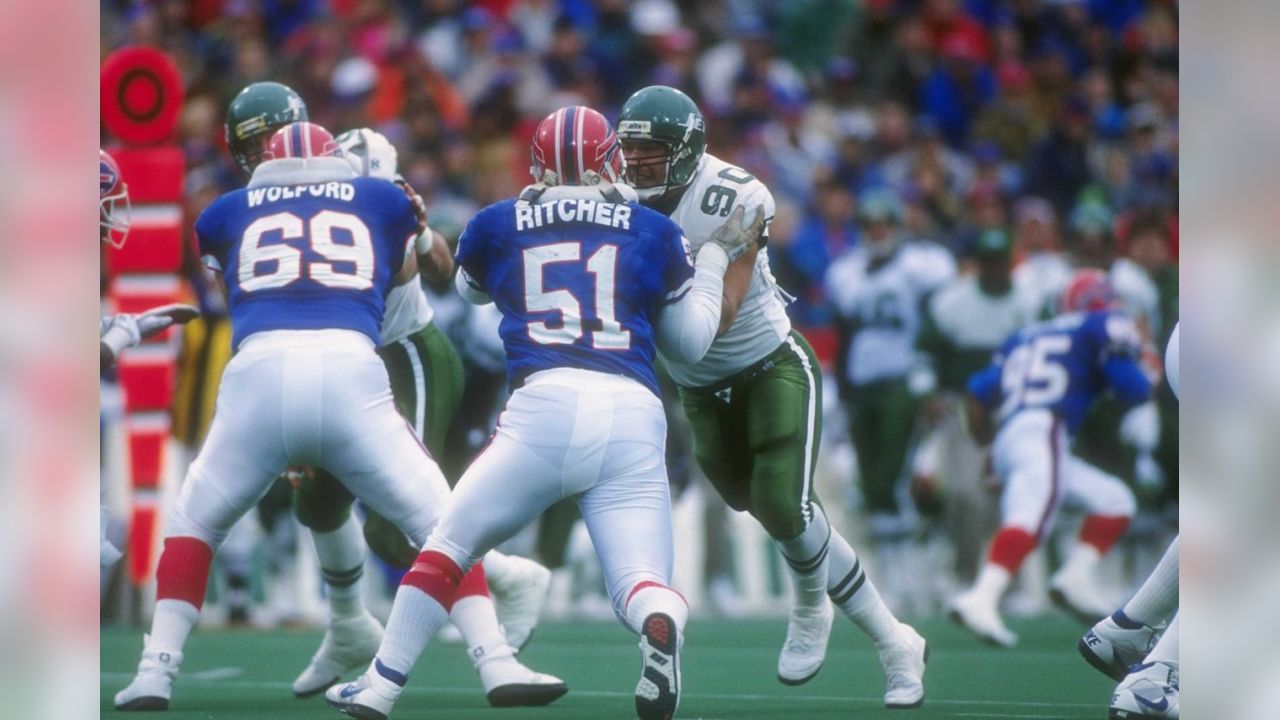 New York Jets - Dennis Byrd, former Jets defensive lineman and inspiration,  passed away today at age 50. Rest in peace, No. 90.