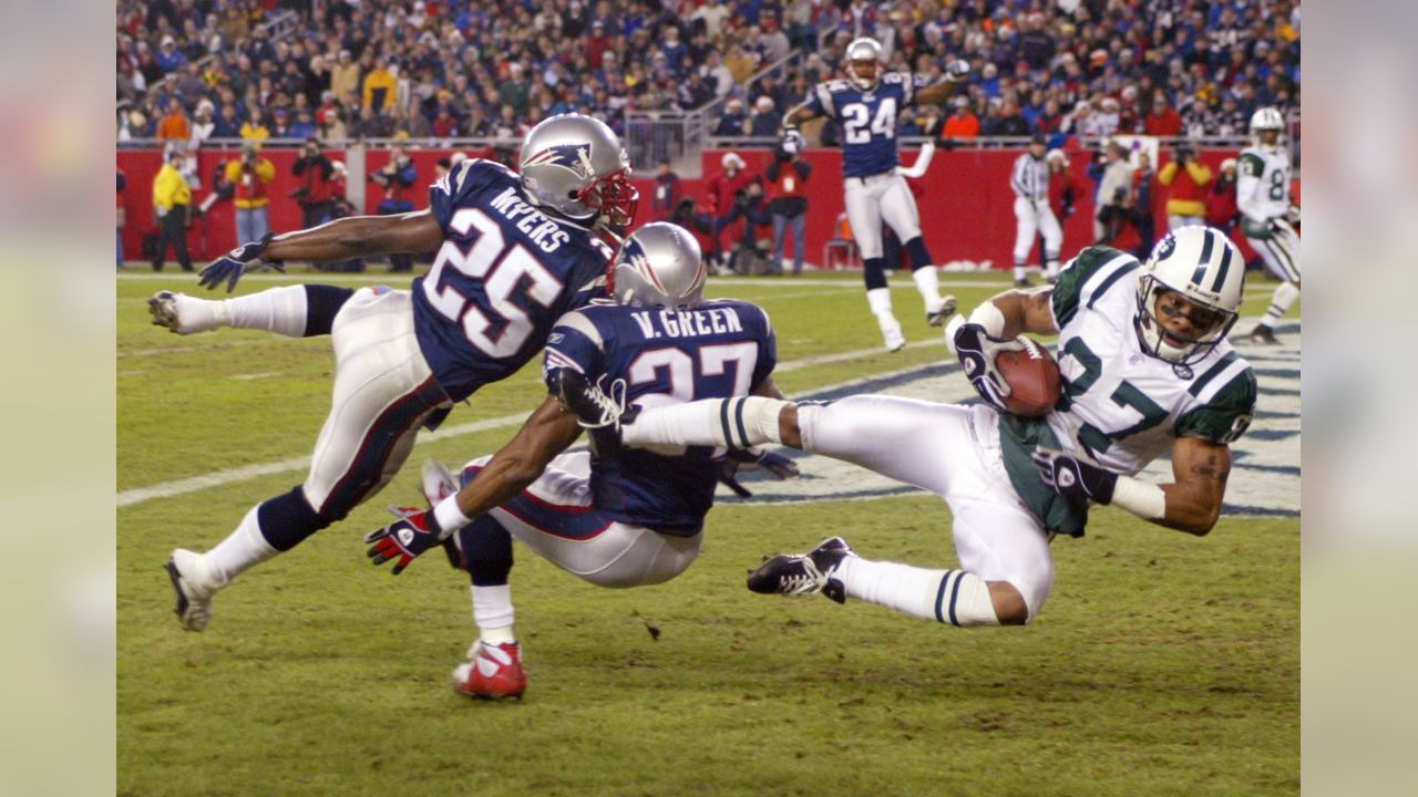 New York Jets BRANDON MARSHALL and ERIC DECKER celebrate - 12.27.15