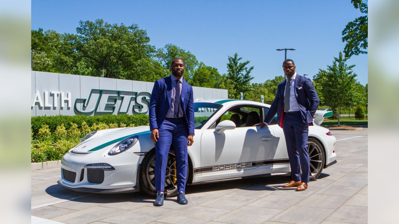 Porsche signing deal with New York Jets to become official car