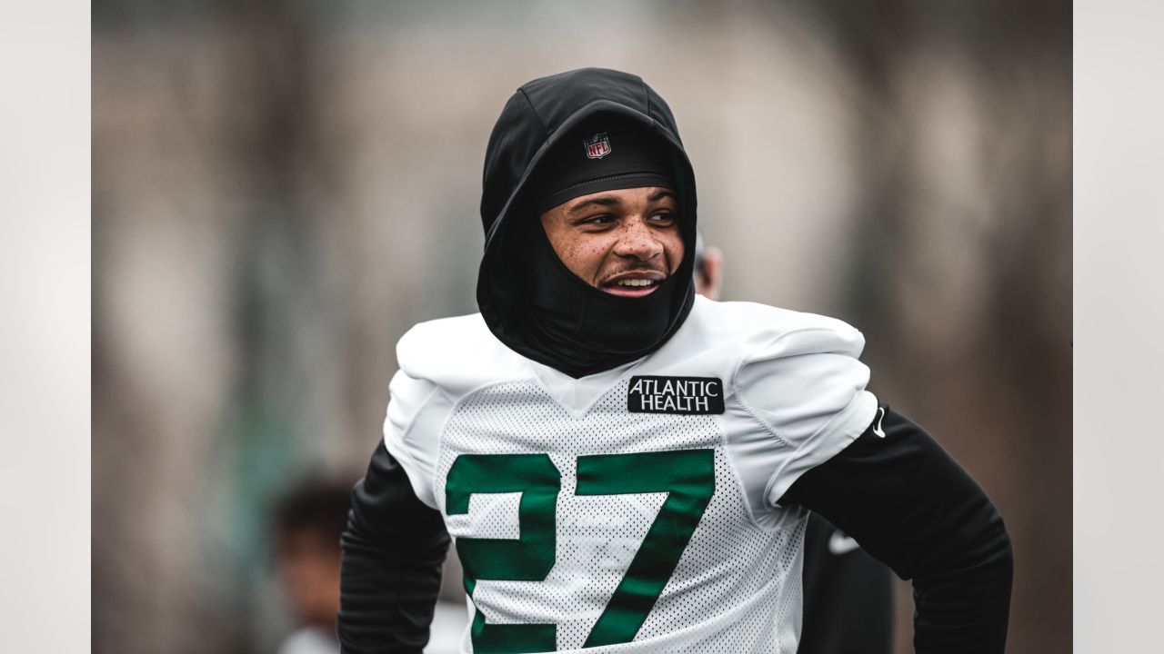 NY Jets Monday Mailbag: Offensive line alignment, Braxton Berrios, more