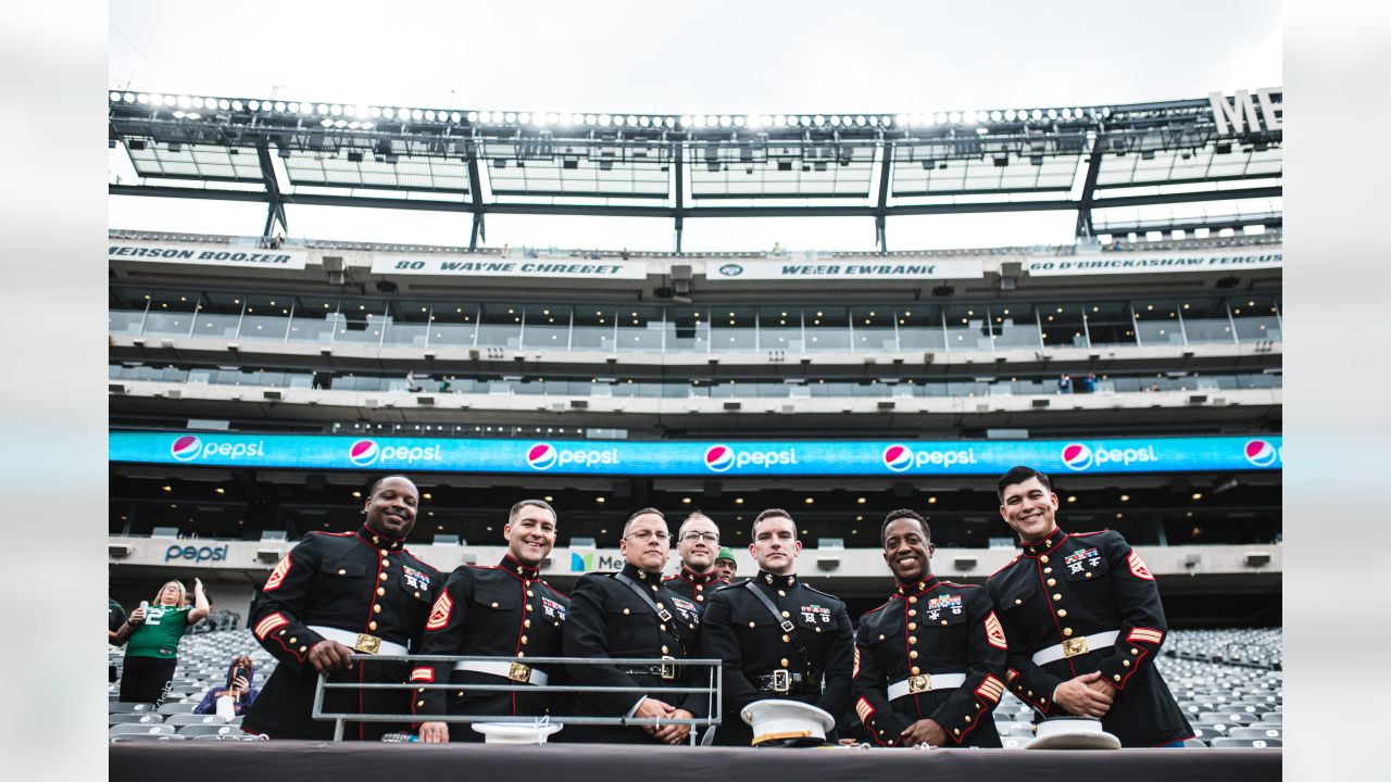 DVIDS - Images - New York Jets' Salute to Service Game [Image 1 of 15]