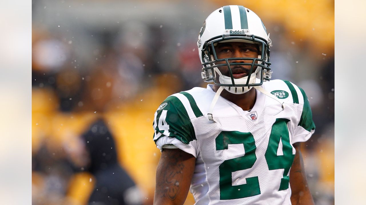 NY Jets legend Darrelle Revis celebrates his birthday today