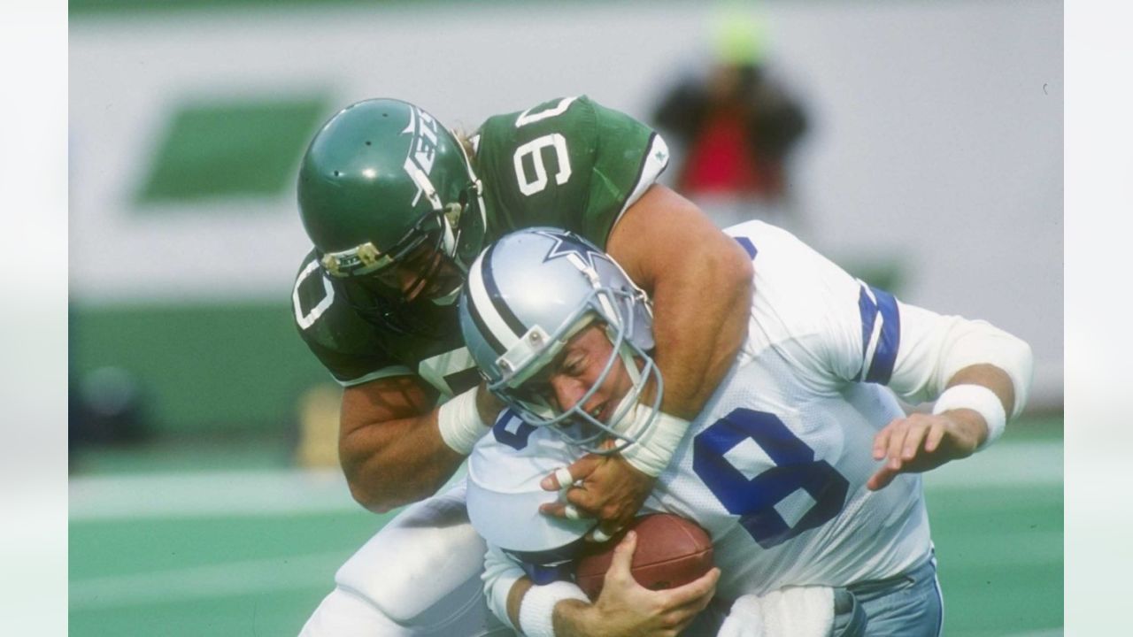 Football world mourns the death of former Jets DL Dennis Byrd