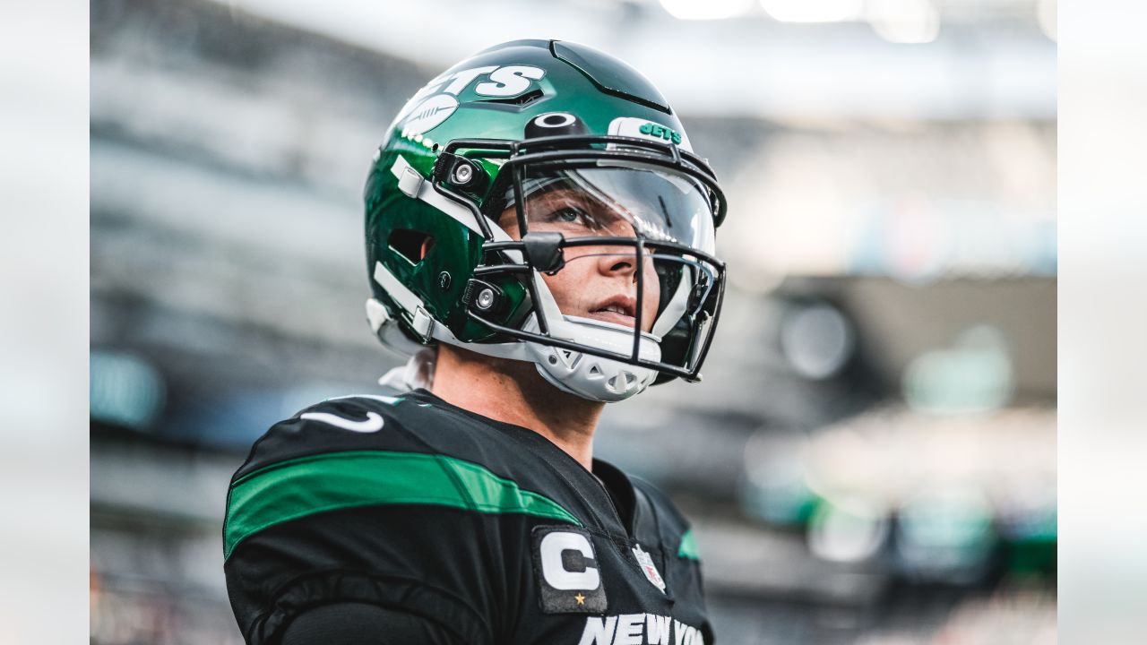 Zach Wilson, Philly QB Situation in the Spotlight for Today's Jets-Eagles  Game