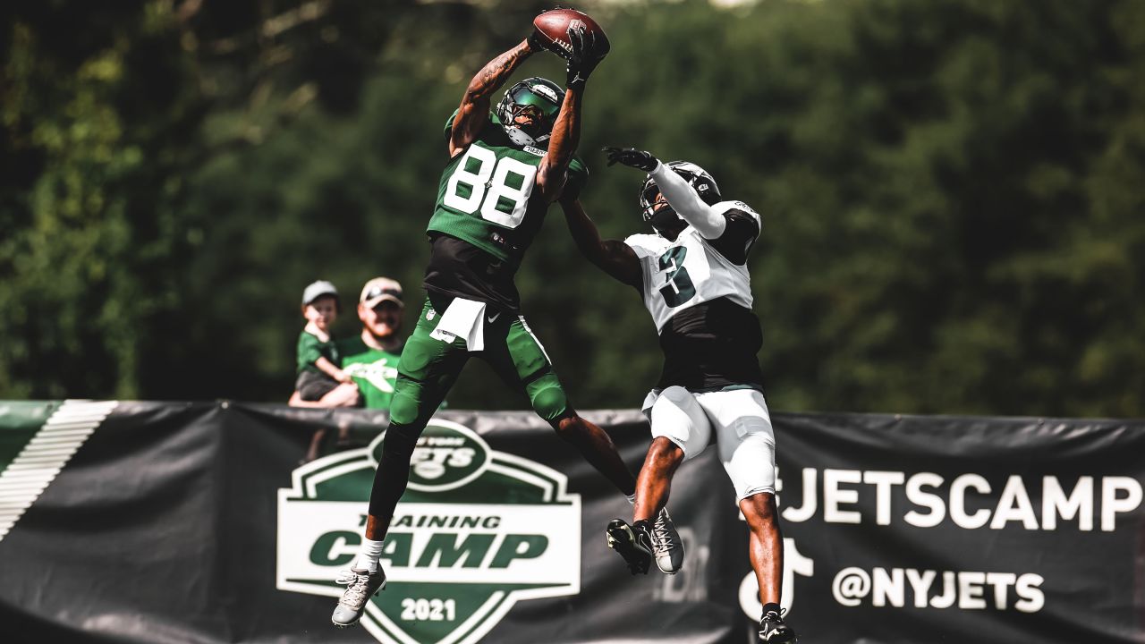 New York Jets Player's Arrival To Training Camp Is Raising Some Eyebrows -  The Spun: What's Trending In The Sports World Today