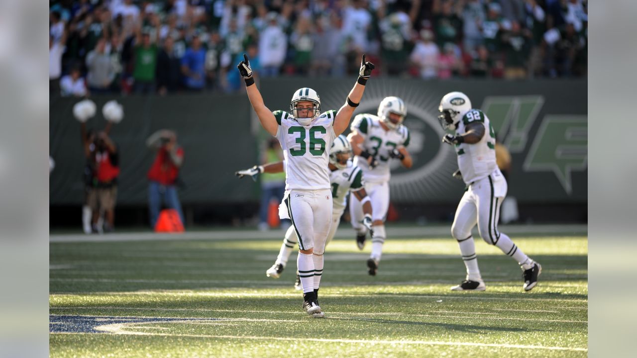 New York Jets cornerback Antonio Cromartie (31) carries the ball on a kick  in the 2nd quarter against the New York Giants at MetLife Stadium in East  Rutherford, New Jersey on December