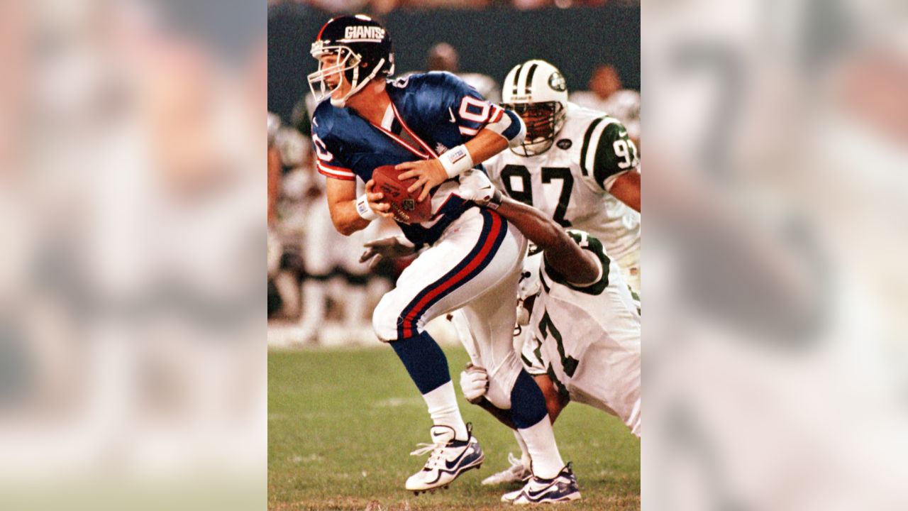 August 29, 2015: New York Jets linebacker Bryan Johnson (59) in action  during the NFL preseason game between the New York Jets and the New York  Giants at MetLife Stadium in East