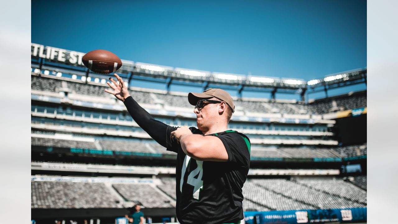 We have our first spotting of “Long Cox” in Eagles jerseys - Bleeding Green  Nation